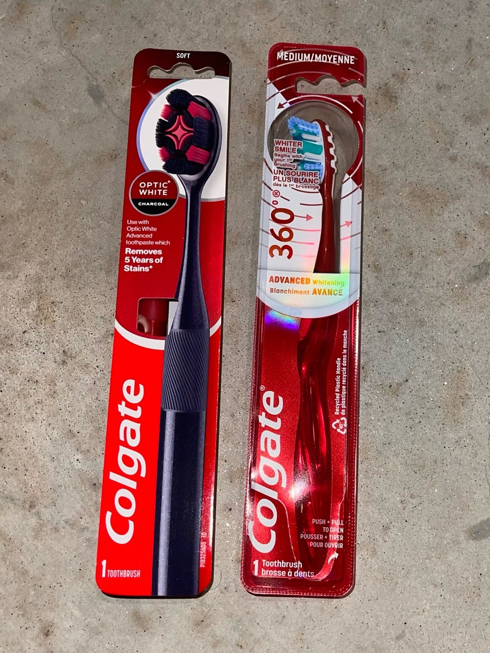 Colgate Optic White Charcoal & 360 Advanced Whitening Soft/Medium Toothbrushes